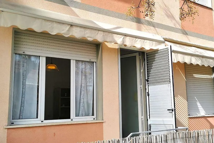 Follonica Vacanze 7 Apartment